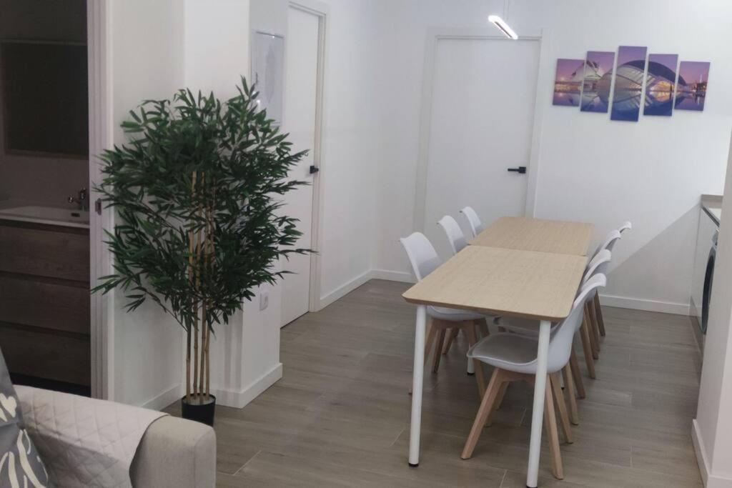 Apartamento 4 Habitaciones 2 Banos Ciudad De Las Ciencias Vt-55209-V Valencia Buitenkant foto